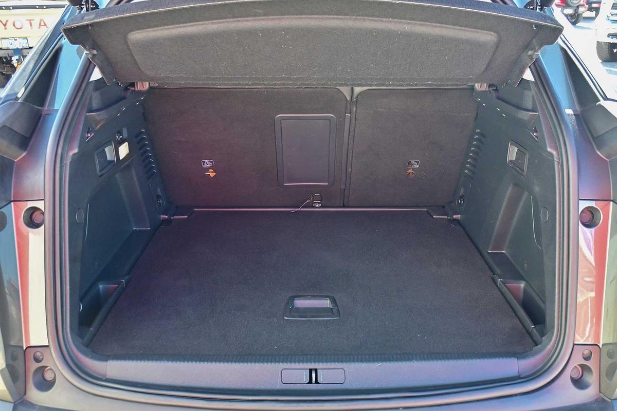 2018 Peugeot 3008 Allure P84