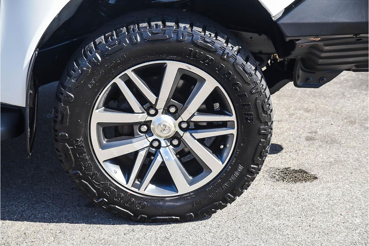 2018 Toyota Hilux SR5 GUN126R 4X4