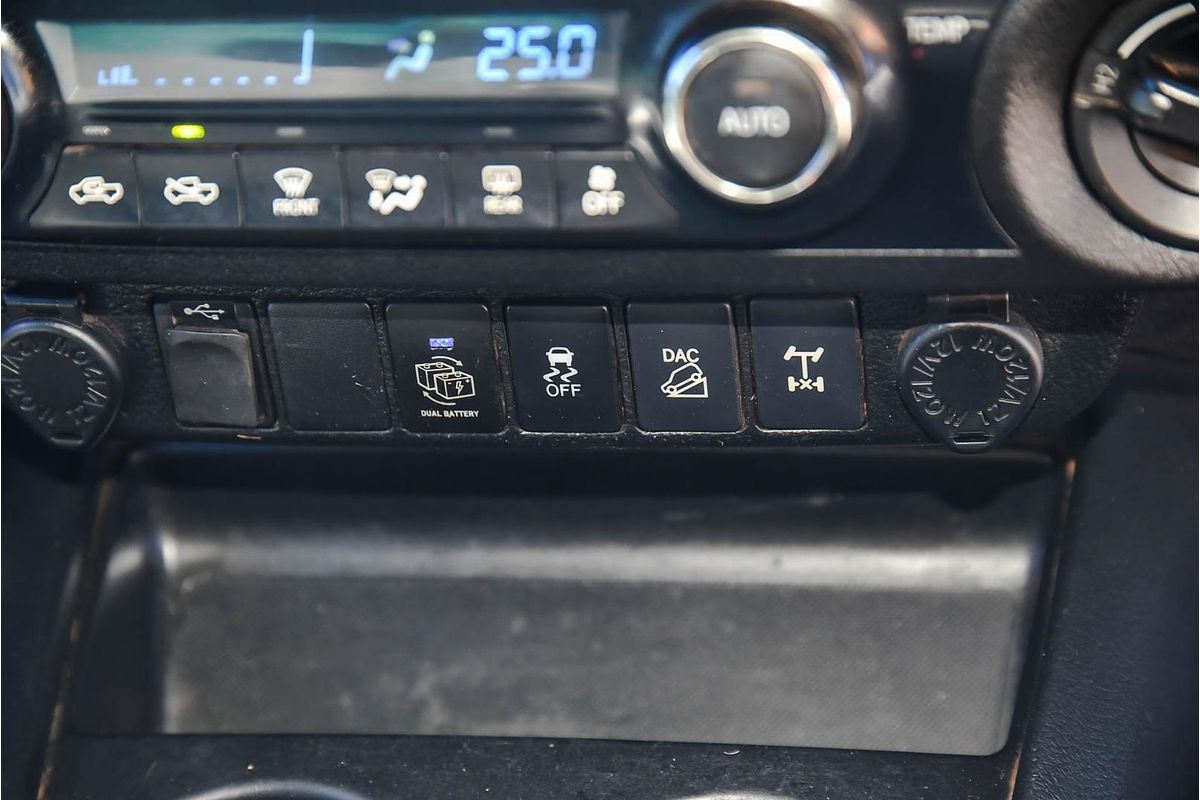 2018 Toyota Hilux SR5 GUN126R 4X4