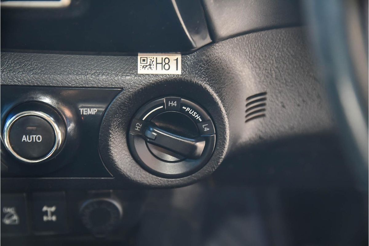 2018 Toyota Hilux SR5 GUN126R 4X4