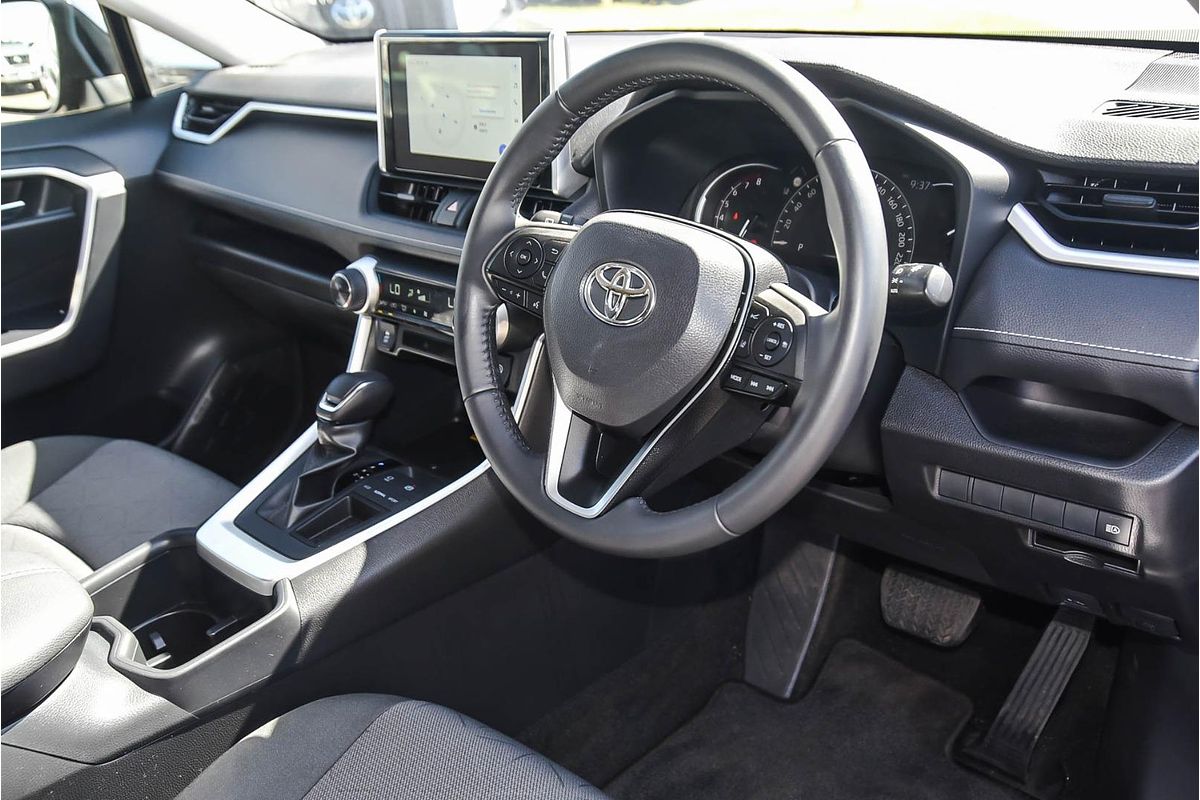 2022 Toyota RAV4 GXL MXAA52R