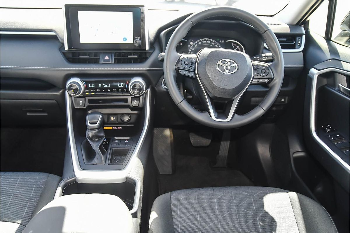 2022 Toyota RAV4 GXL MXAA52R