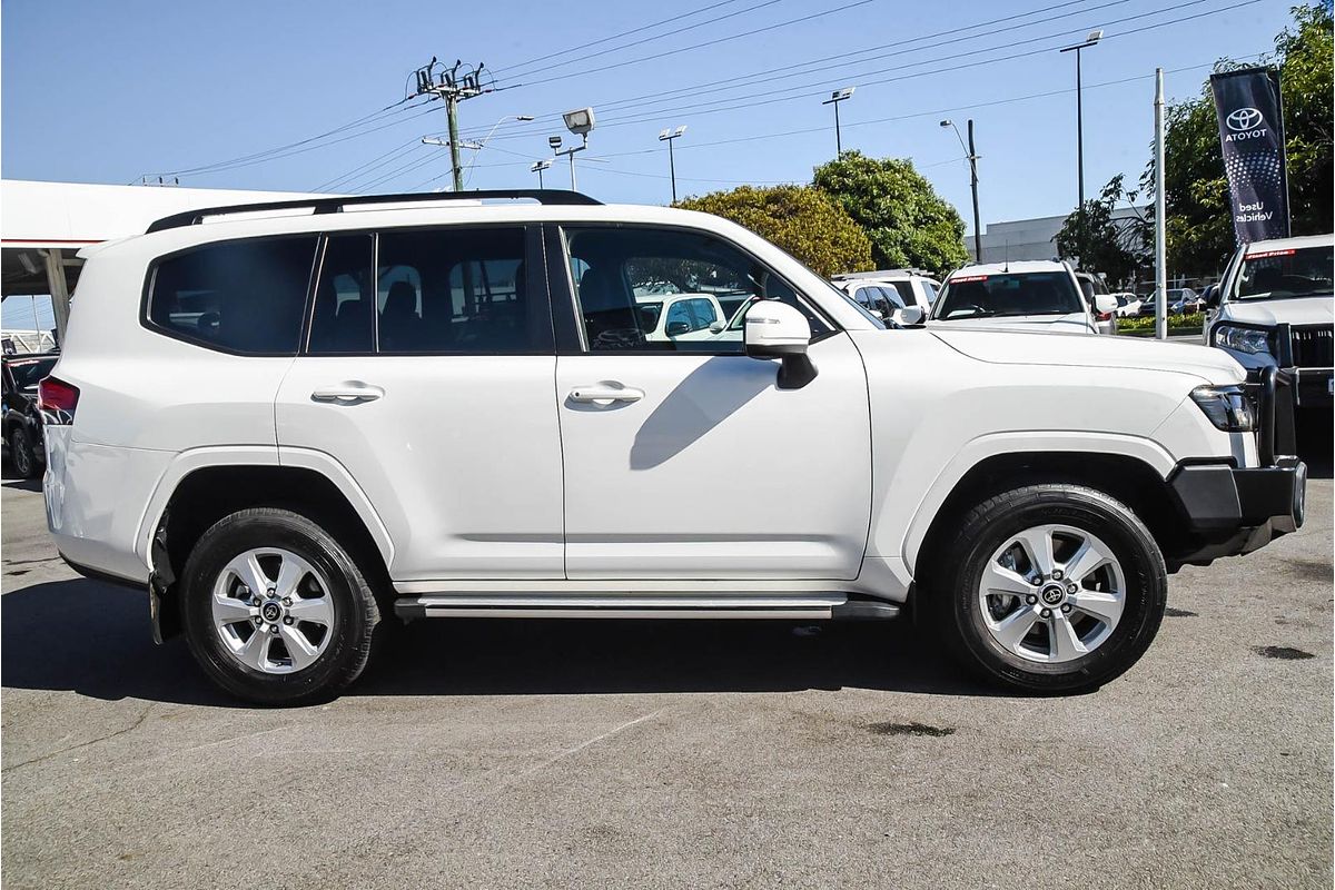2023 Toyota Landcruiser GXL FJA300R