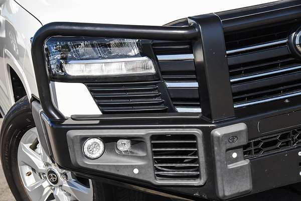 2023 Toyota Landcruiser GXL FJA300R