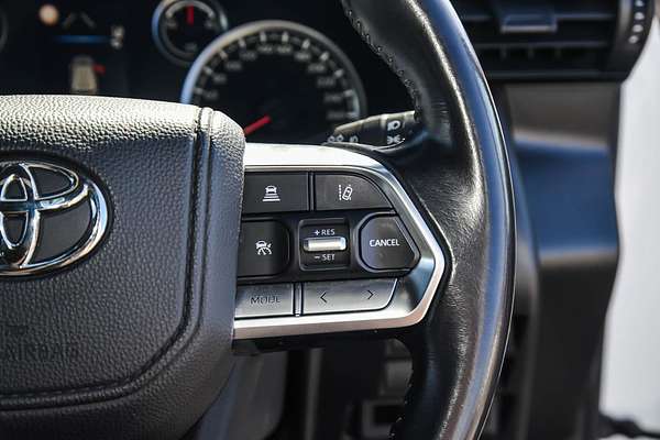 2023 Toyota Landcruiser GXL FJA300R