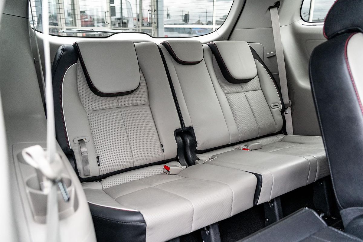 2018 Kia Carnival Platinum YP