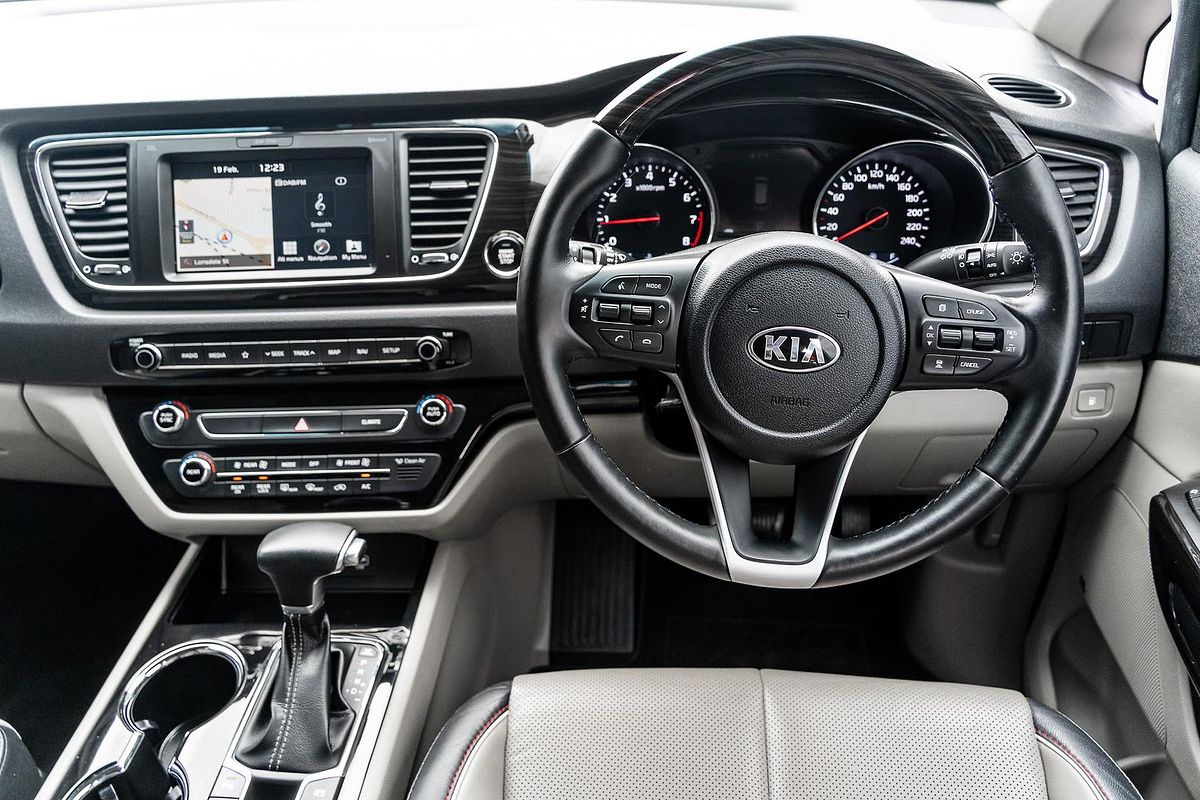 2018 Kia Carnival Platinum YP