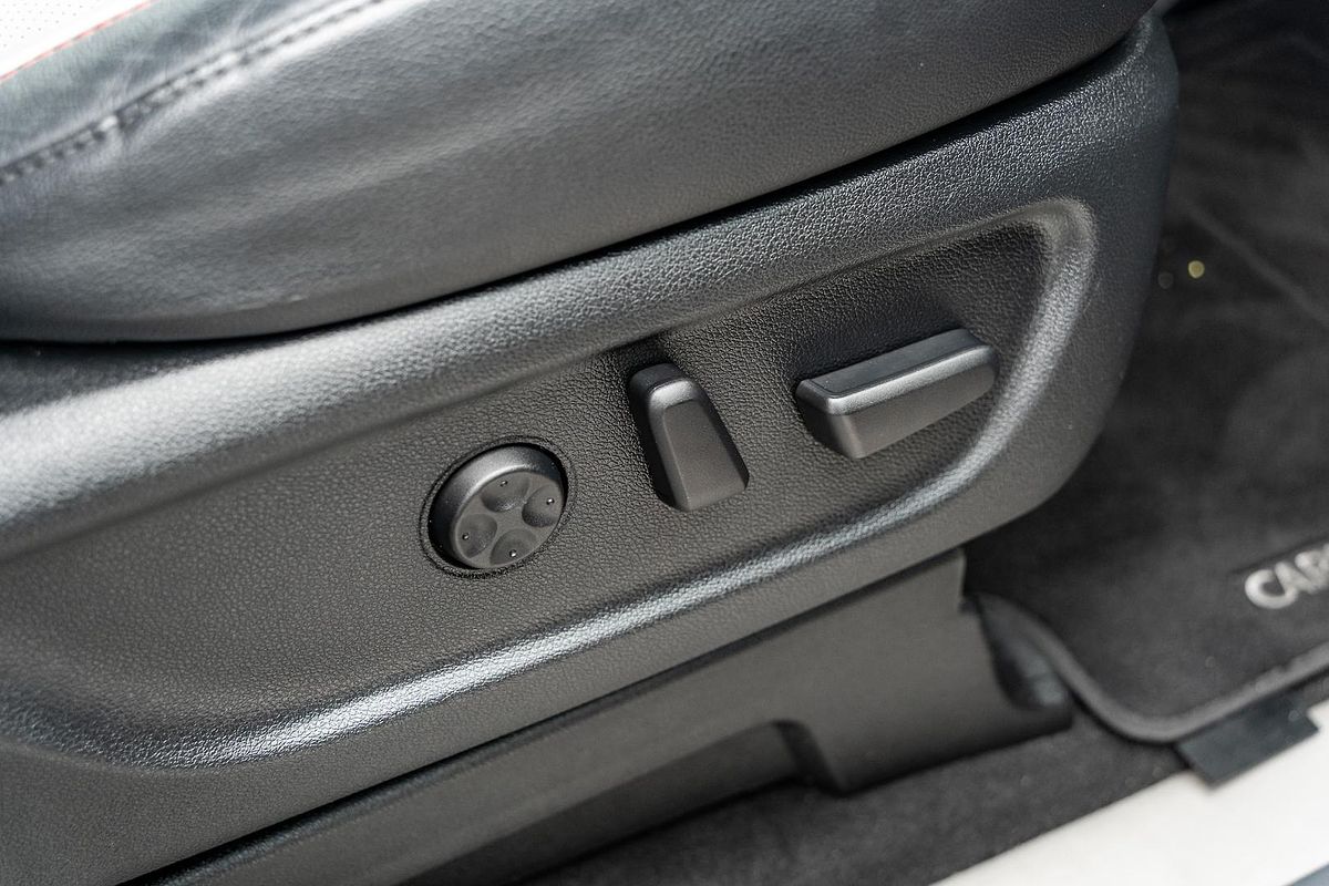 2018 Kia Carnival Platinum YP
