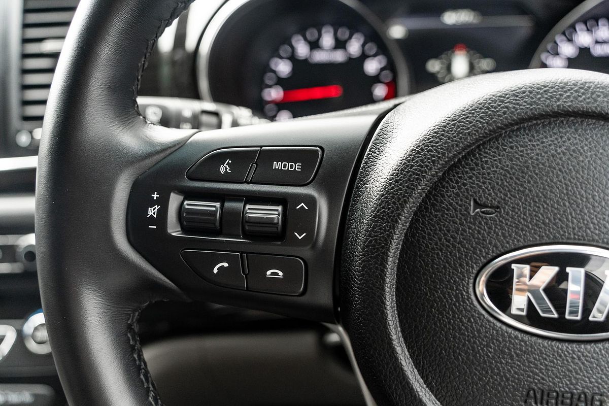 2018 Kia Carnival Platinum YP