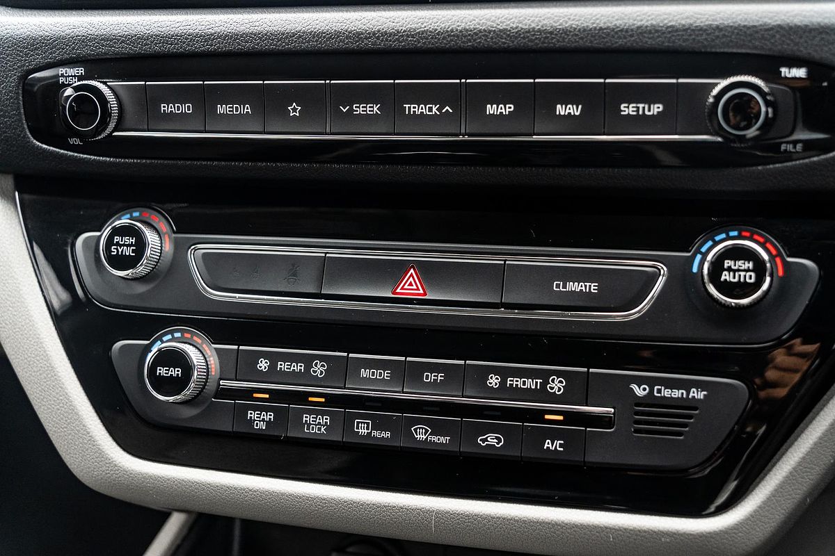 2018 Kia Carnival Platinum YP