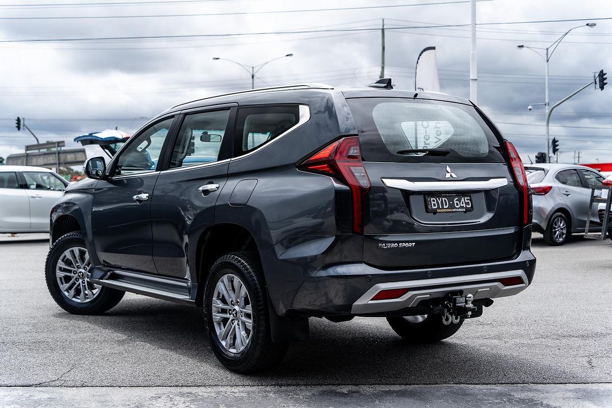 2022 Mitsubishi Pajero Sport GLX QF