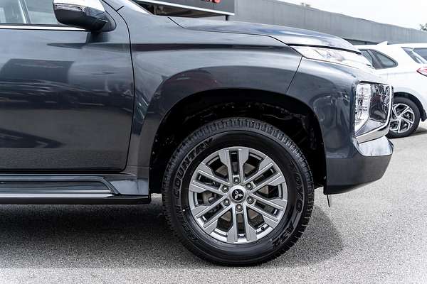 2022 Mitsubishi Pajero Sport GLX QF