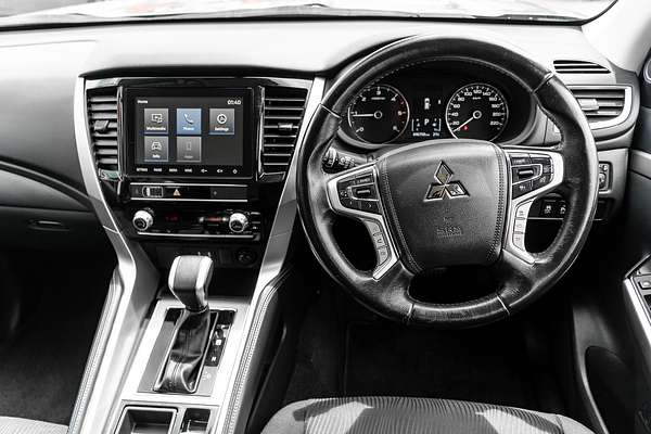 2022 Mitsubishi Pajero Sport GLX QF