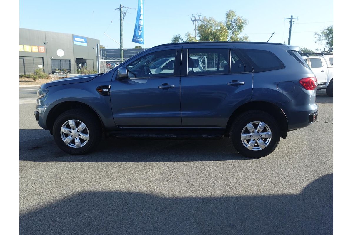 2017 Ford Everest Ambiente UA