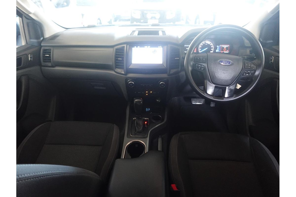 2017 Ford Everest Ambiente UA