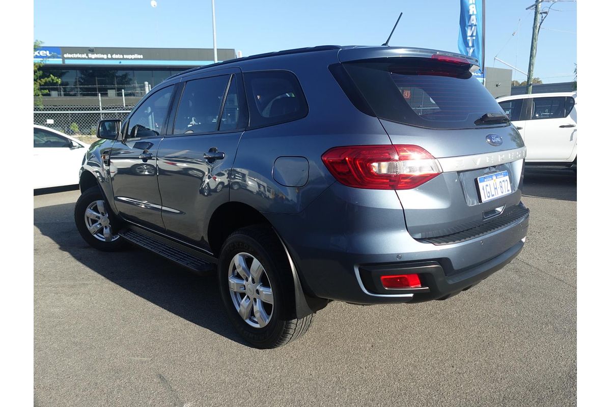 2017 Ford Everest Ambiente UA