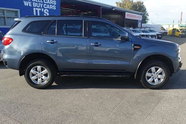 2017 Ford Everest Ambiente UA