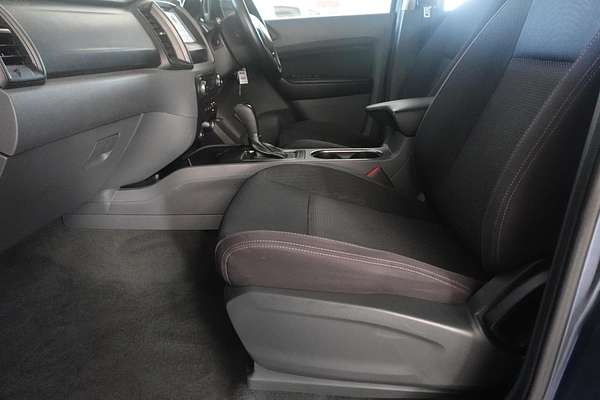 2017 Ford Everest Ambiente UA