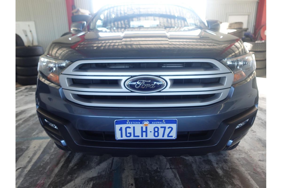 2017 Ford Everest Ambiente UA
