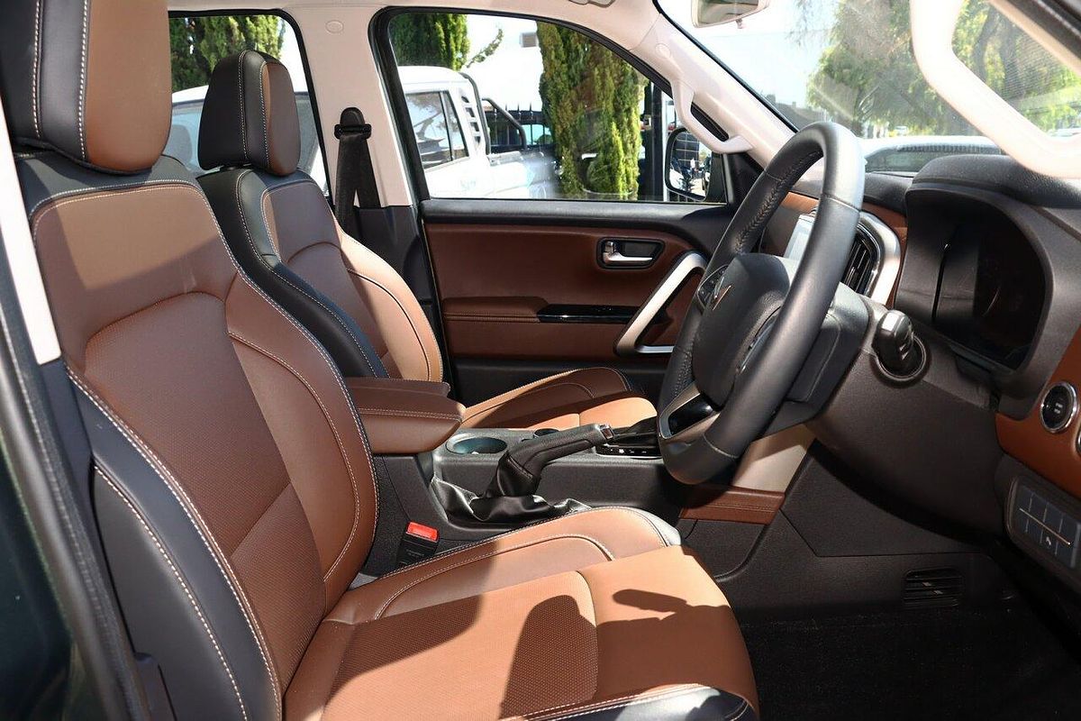 2023 Mahindra Scorpio Z8L
