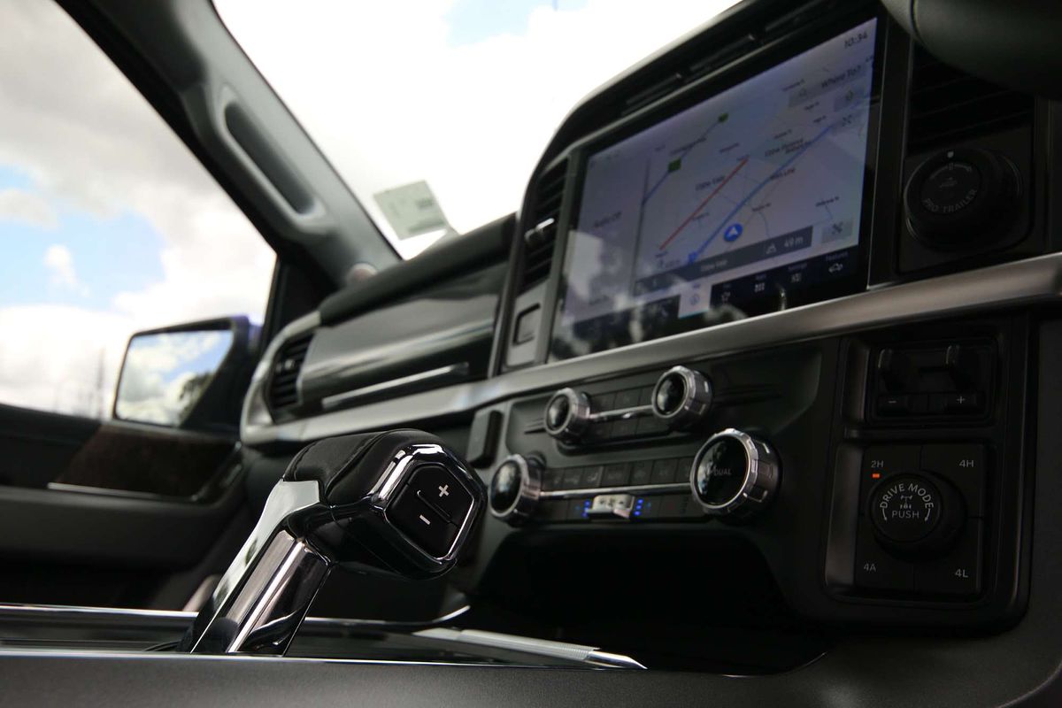 2023 Ford F-150 Lariat 4X4 SWB