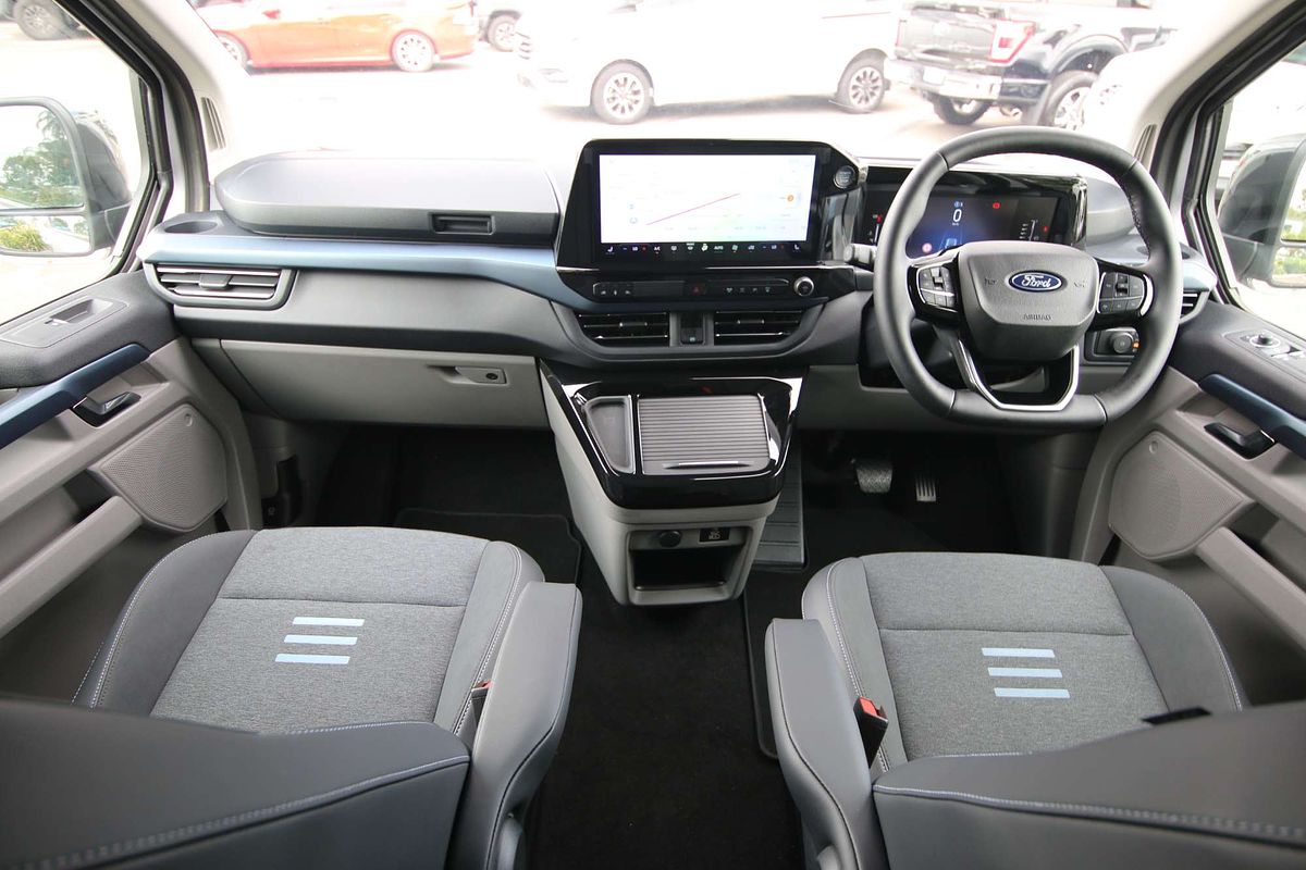 2024 Ford Tourneo Active AV SWB
