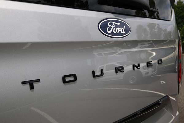 2024 Ford Tourneo Active AV SWB