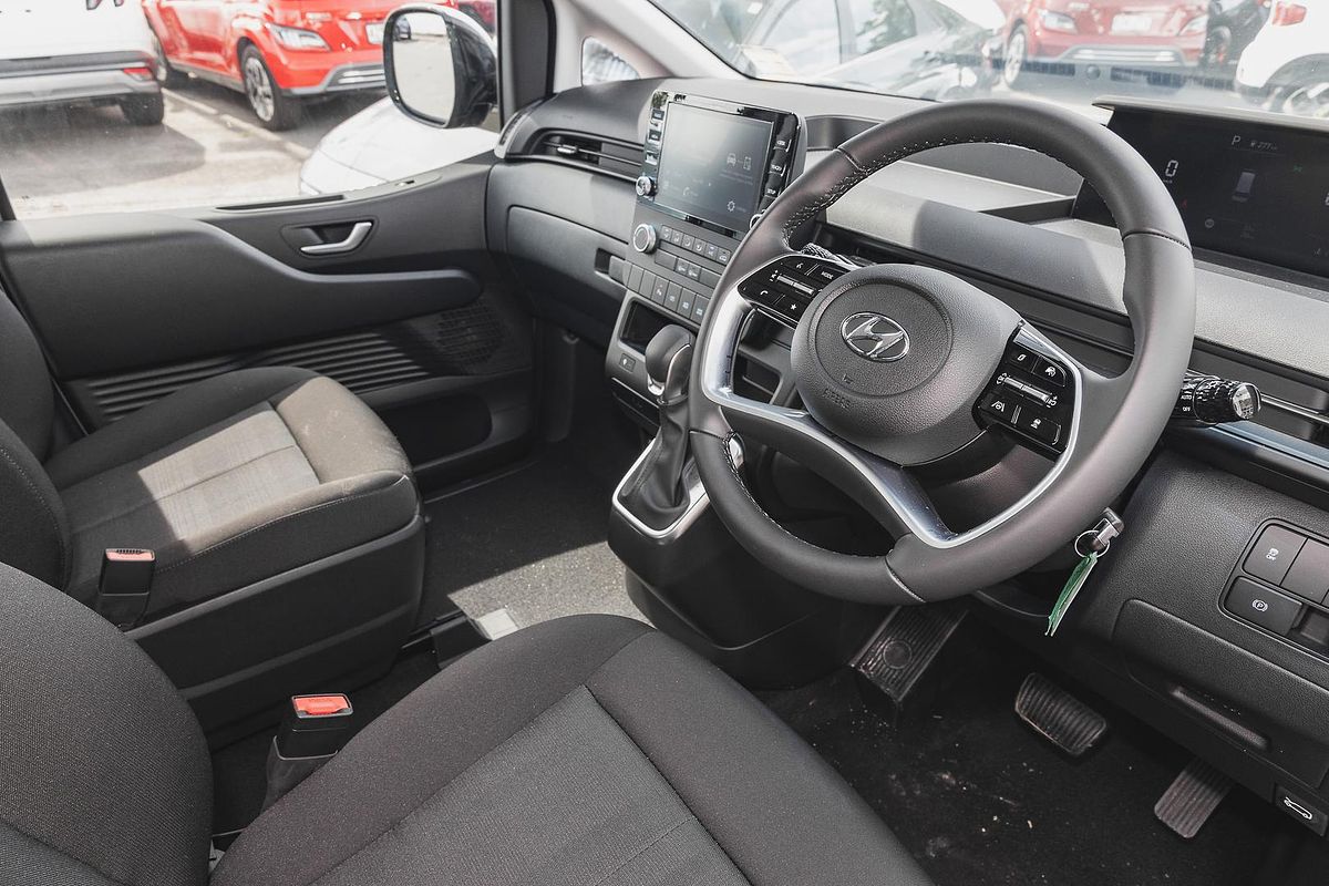 2023 Hyundai STARIA LOAD US4.V2