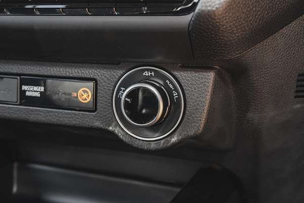 2024 Isuzu D-MAX X-TERRAIN 4X4