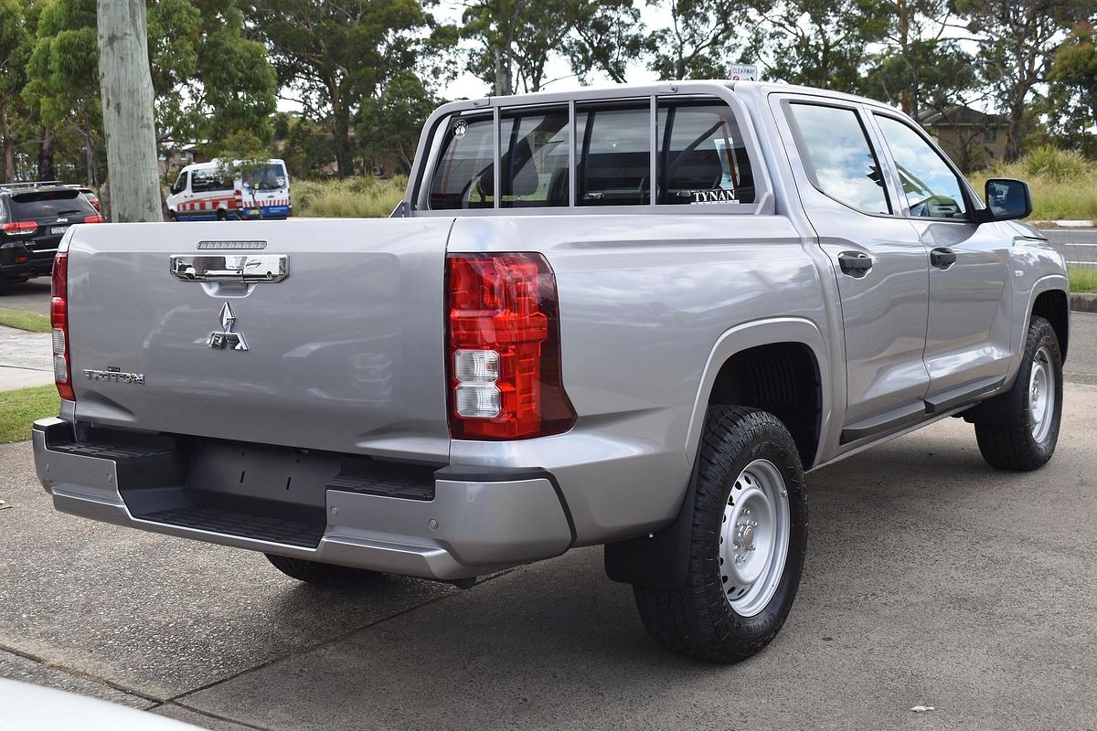 2024 Mitsubishi Triton GLX MV 4X4