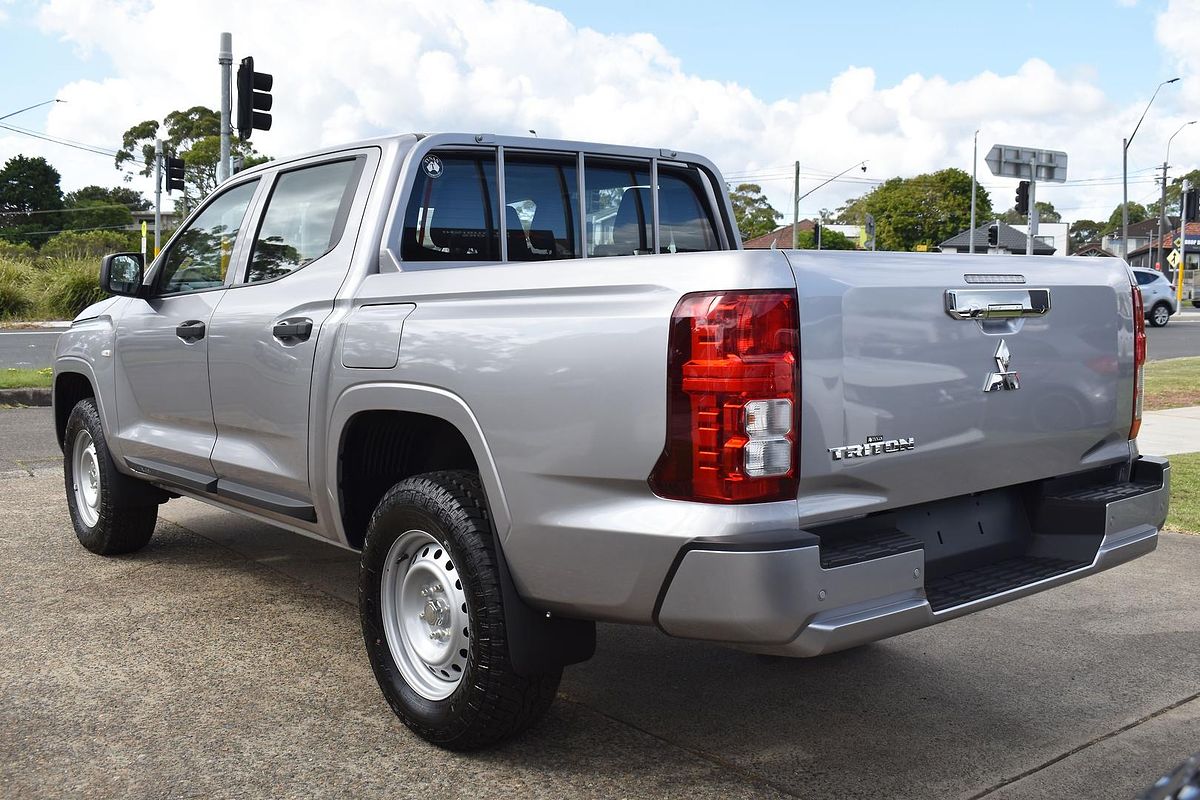 2024 Mitsubishi Triton GLX MV 4X4