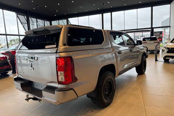 2024 Mitsubishi Triton GLX MV 4X4