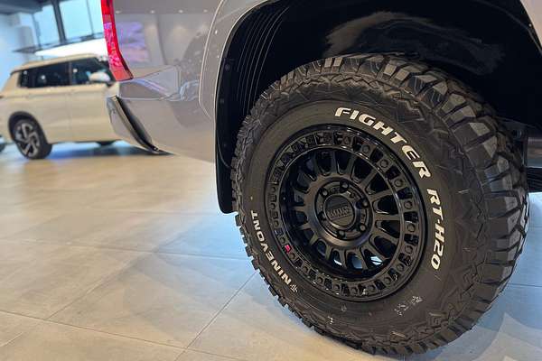 2024 Mitsubishi Triton GLX MV 4X4