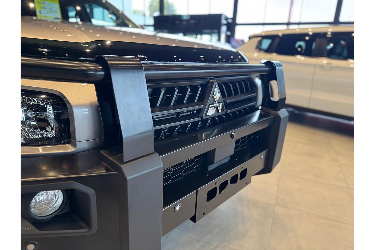 2024 Mitsubishi Triton GLX MV 4X4