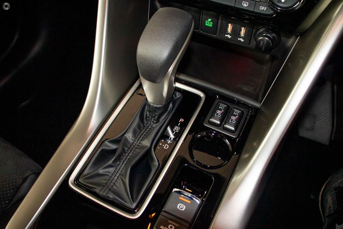 2024 Mitsubishi Eclipse Cross Black Edition YB