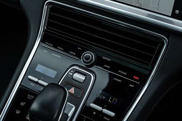 2022 Porsche Panamera Platinum Edition 971