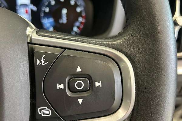 2019 Volvo S60 T5 Momentum