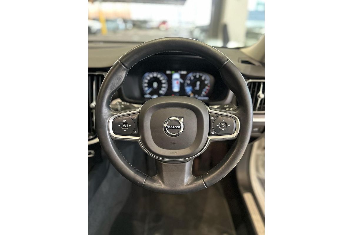 2019 Volvo S60 T5 Momentum