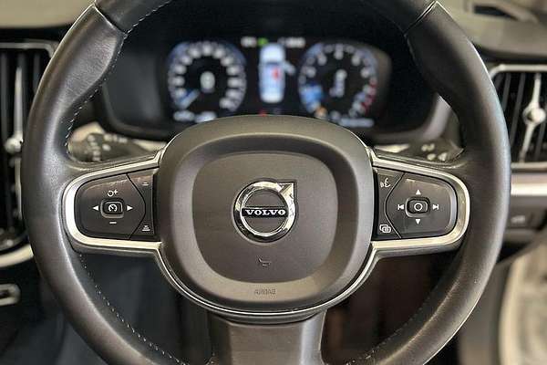 2019 Volvo S60 T5 Momentum