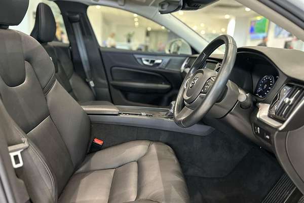 2019 Volvo S60 T5 Momentum