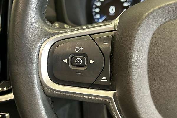 2019 Volvo S60 T5 Momentum