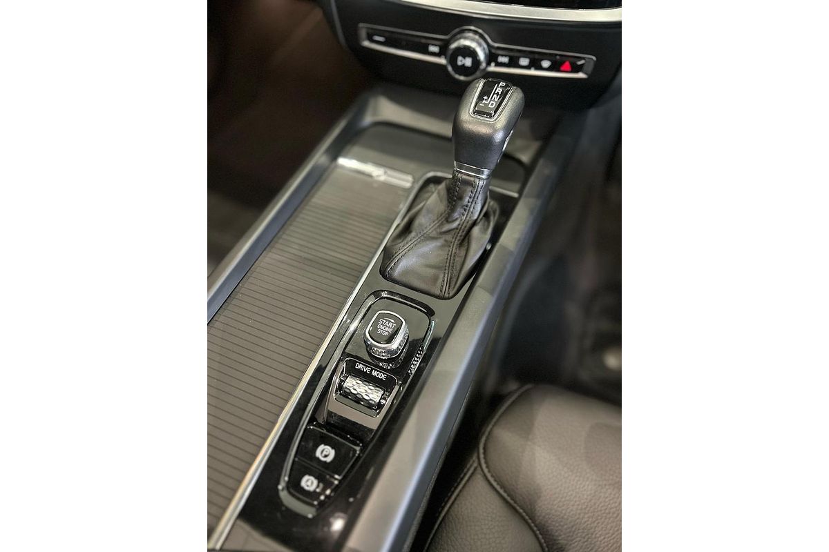 2019 Volvo S60 T5 Momentum