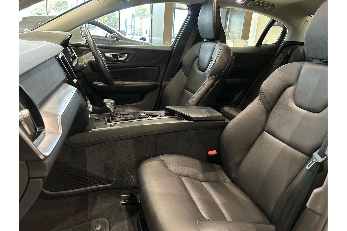 2019 Volvo S60 T5 Momentum