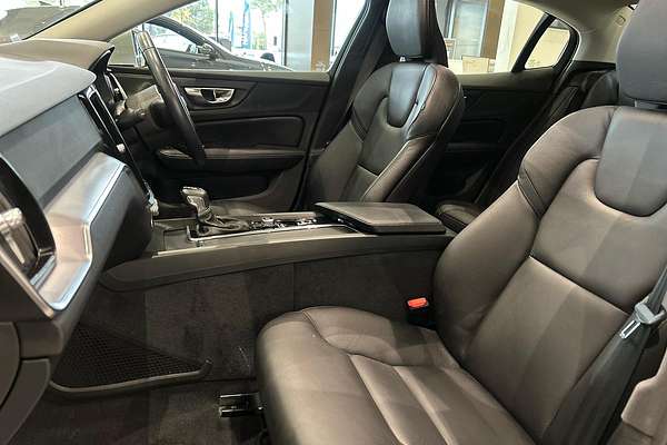 2019 Volvo S60 T5 Momentum
