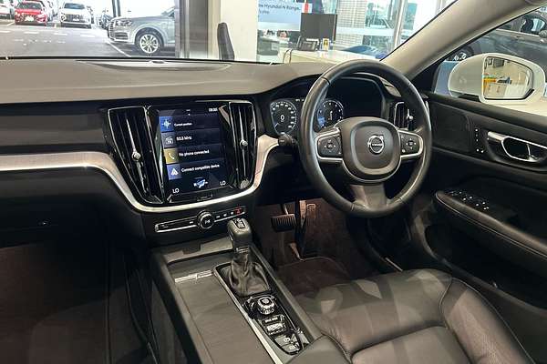 2019 Volvo S60 T5 Momentum