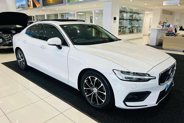 2019 Volvo S60 T5 Momentum