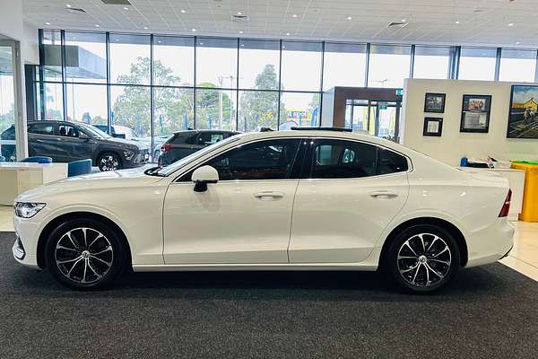 2019 Volvo S60 T5 Momentum