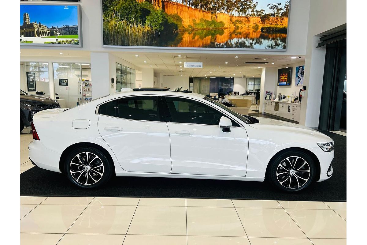 2019 Volvo S60 T5 Momentum