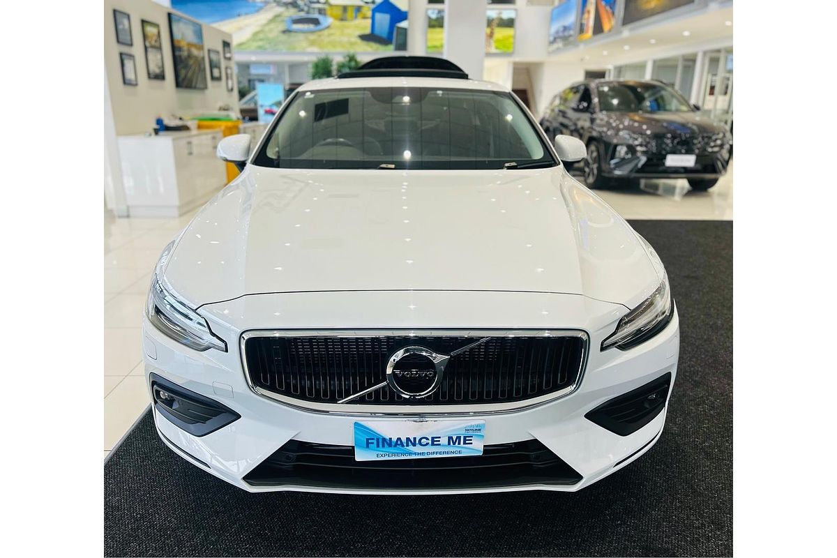 2019 Volvo S60 T5 Momentum