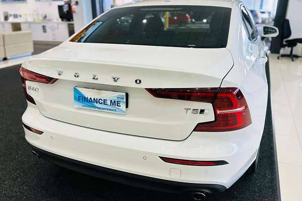 2019 Volvo S60 T5 Momentum
